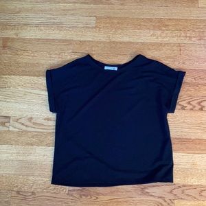 Black t-shirt